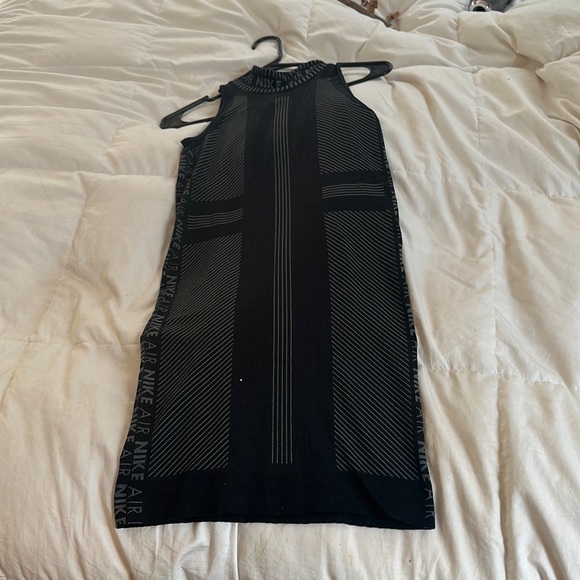 Nike dress size medium worn once - Picture 1 of 2